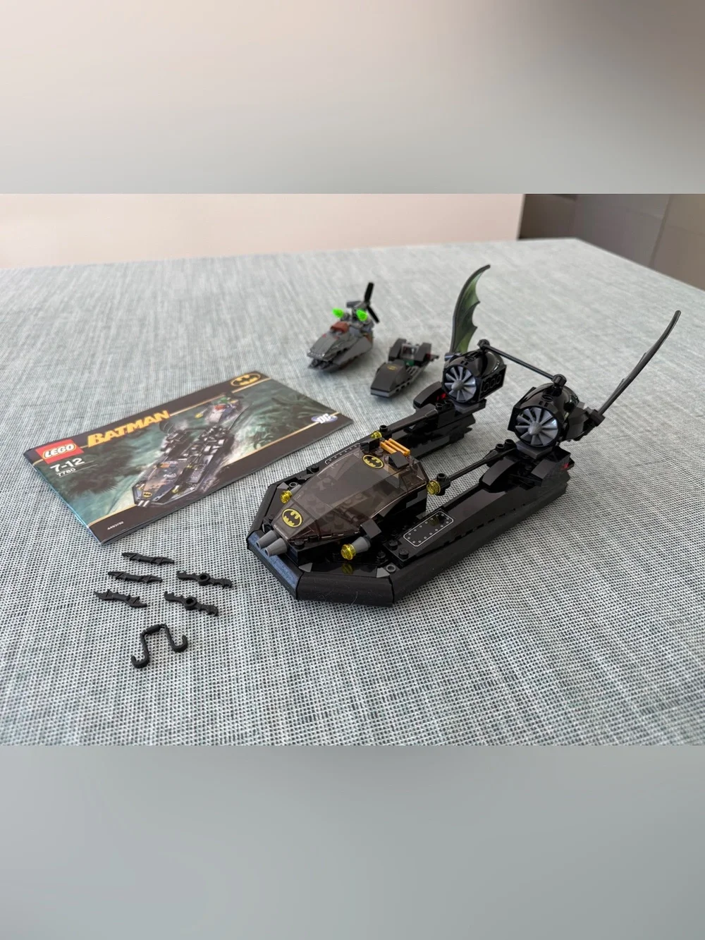 LEGO Batman The Batboat Hunt for Killer Croc 7780